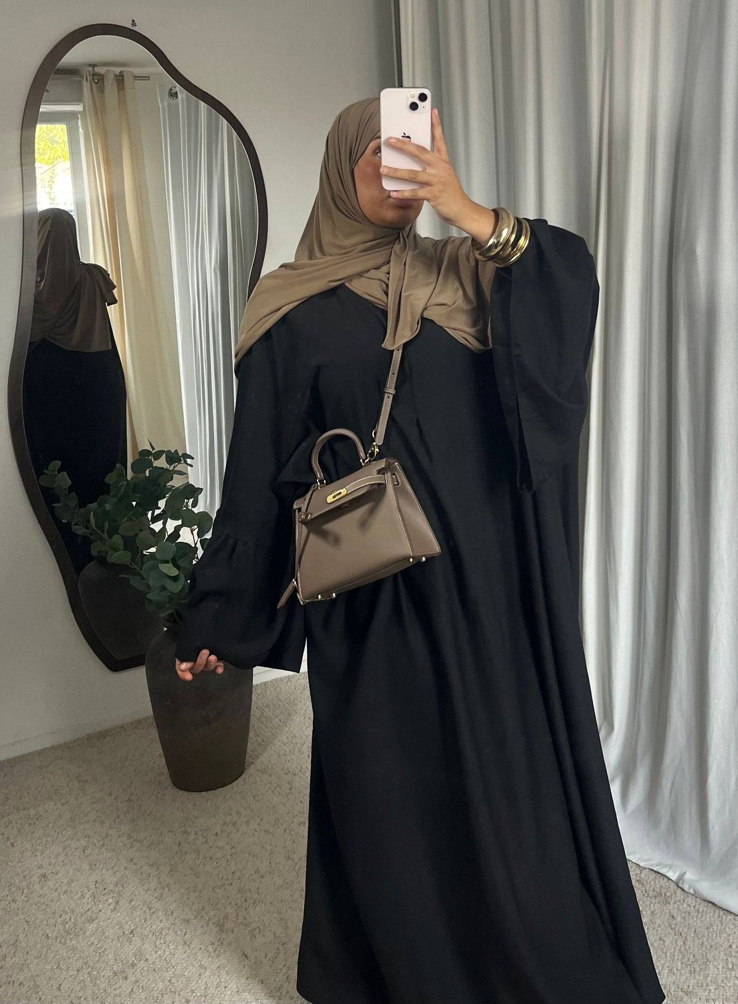 Abaya Laya