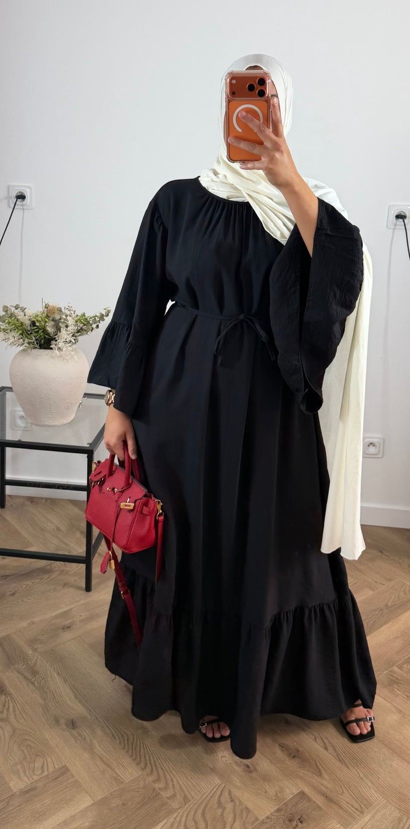 Robe Amira