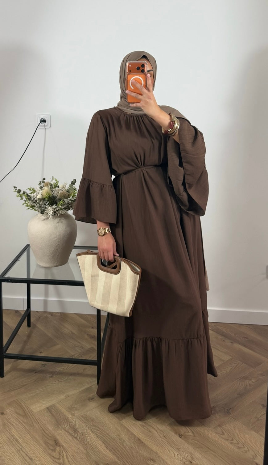 Robe Amira